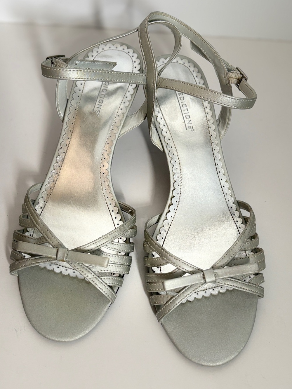 Predictions Silver Kitten Heel Strappy Sandals Bow Size 9